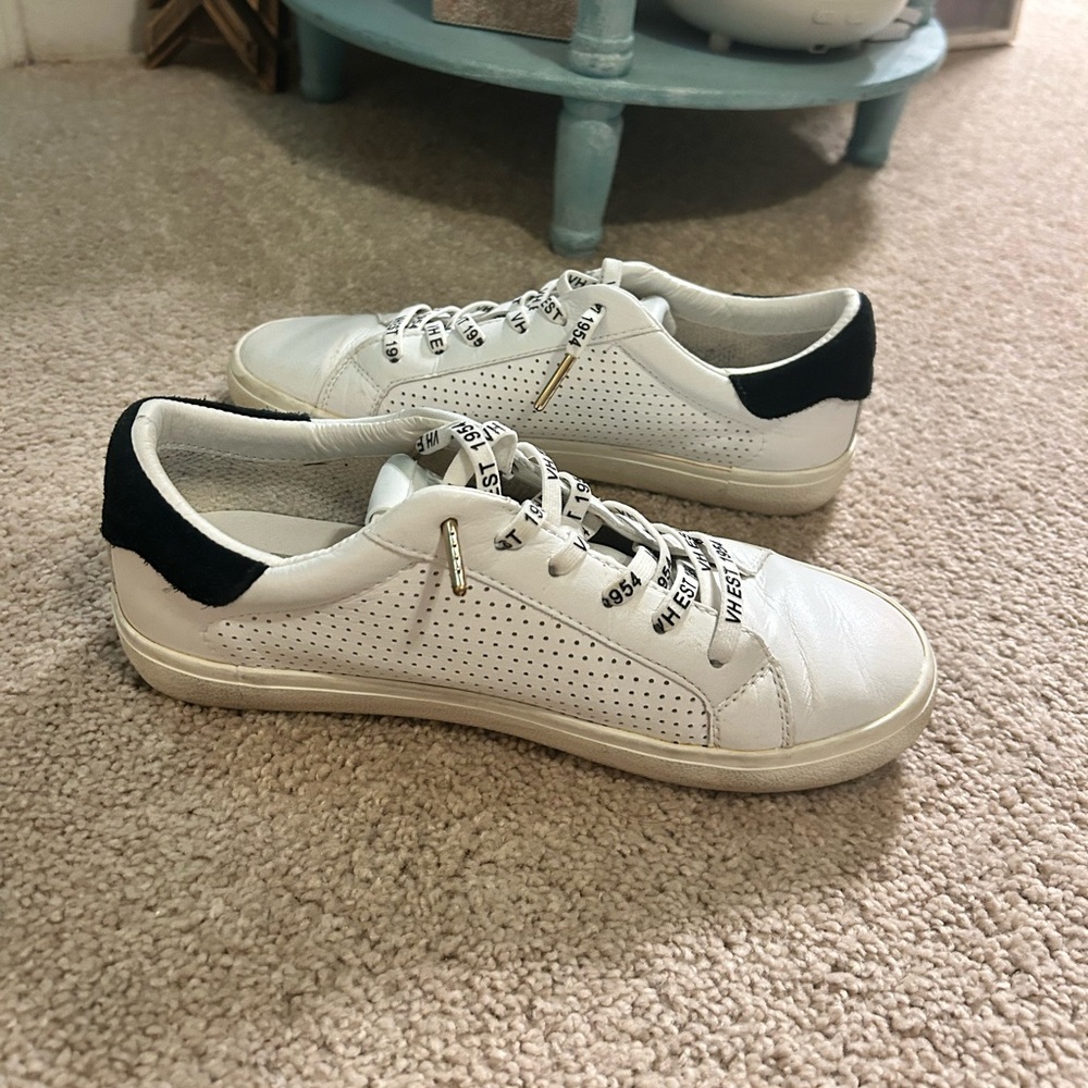 Vintage Havana Gadol sneakers white leather perforated detail branded laces 7.5